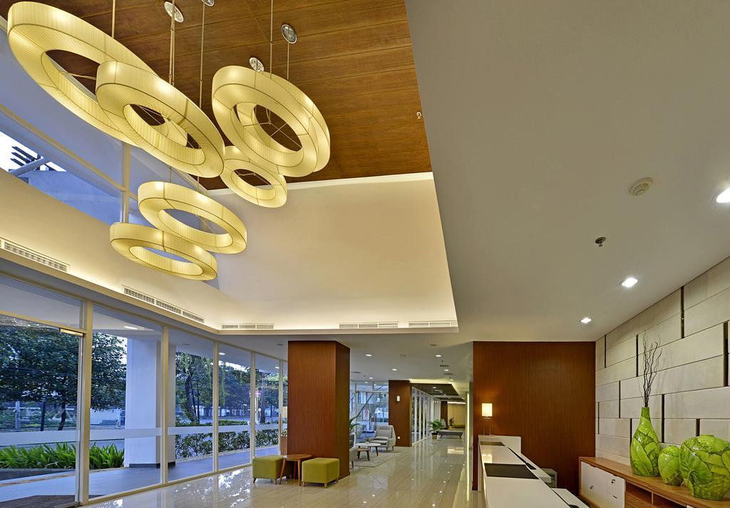 Hotel Whiz Prime Pajajaran