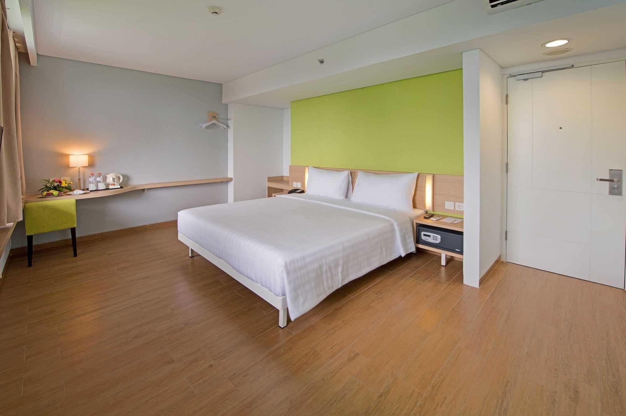 Whiz Prime Pajajaran Hotel 3*